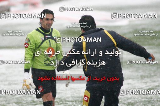 766249, Isfahan,Fooladshahr, Iran, لیگ برتر فوتبال ایران، Persian Gulf Cup، Week 17، First Leg، Sepahan 2 v 1 Persepolis on 2009/11/28 at Foolad Shahr Stadium