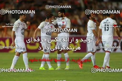 781039, Tehran, [*parameter:4*], Iran Pro League، Persian Gulf Cup، 2017-18 season، First Leg، Week 3، Naft Tehran ۰ v 3 Persepolis on 2017/08/10 at Takhti Stadium