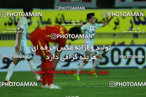 781058, Tehran, [*parameter:4*], Iran Pro League، Persian Gulf Cup، 2017-18 season، First Leg، Week 3، Naft Tehran ۰ v 3 Persepolis on 2017/08/10 at Takhti Stadium