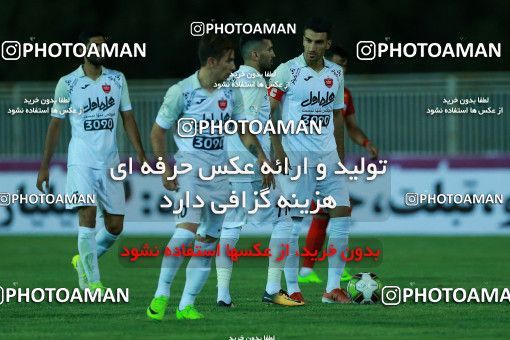 784034, Tehran, [*parameter:4*], Iran Pro League، Persian Gulf Cup، 2017-18 season، First Leg، Week 3، Naft Tehran ۰ v 3 Persepolis on 2017/08/10 at Takhti Stadium