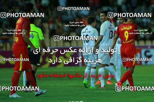 783915, Tehran, [*parameter:4*], Iran Pro League، Persian Gulf Cup، 2017-18 season، First Leg، Week 3، Naft Tehran ۰ v 3 Persepolis on 2017/08/10 at Takhti Stadium