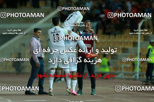 783944, Tehran, [*parameter:4*], Iran Pro League، Persian Gulf Cup، 2017-18 season، First Leg، Week 3، Naft Tehran ۰ v 3 Persepolis on 2017/08/10 at Takhti Stadium