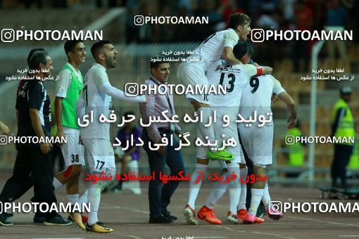 783829, Tehran, [*parameter:4*], Iran Pro League، Persian Gulf Cup، 2017-18 season، First Leg، Week 3، Naft Tehran ۰ v 3 Persepolis on 2017/08/10 at Takhti Stadium