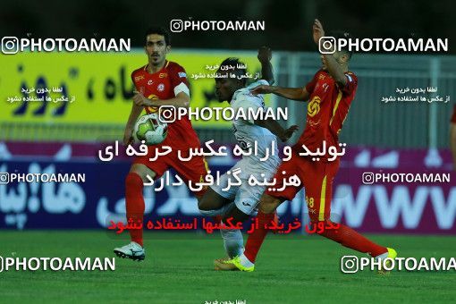 784028, Tehran, [*parameter:4*], Iran Pro League، Persian Gulf Cup، 2017-18 season، First Leg، Week 3، Naft Tehran ۰ v 3 Persepolis on 2017/08/10 at Takhti Stadium