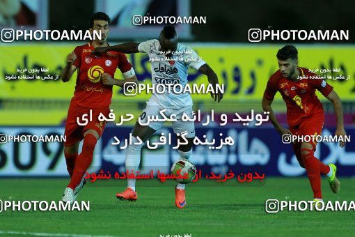 784039, Tehran, [*parameter:4*], Iran Pro League، Persian Gulf Cup، 2017-18 season، First Leg، Week 3، Naft Tehran ۰ v 3 Persepolis on 2017/08/10 at Takhti Stadium