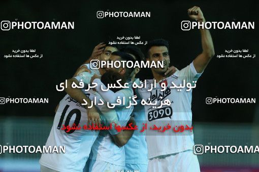 784035, Tehran, [*parameter:4*], Iran Pro League، Persian Gulf Cup، 2017-18 season، First Leg، Week 3، Naft Tehran ۰ v 3 Persepolis on 2017/08/10 at Takhti Stadium