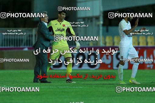 783919, Tehran, [*parameter:4*], Iran Pro League، Persian Gulf Cup، 2017-18 season، First Leg، Week 3، Naft Tehran ۰ v 3 Persepolis on 2017/08/10 at Takhti Stadium