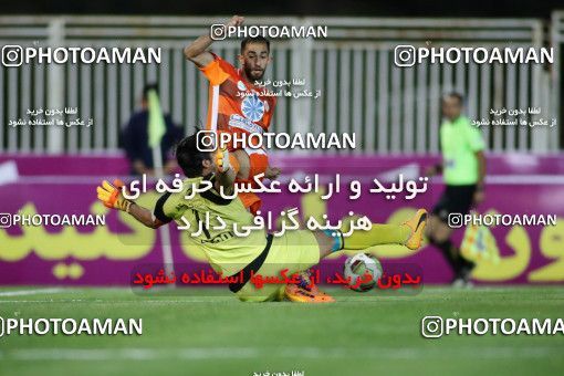 796291, Tehran, [*parameter:4*], Iran Pro League، Persian Gulf Cup، 2017-18 season، First Leg، Week 4، Saipa ۱ v ۰ Esteghlal on 2017/08/17 at Takhti Stadium