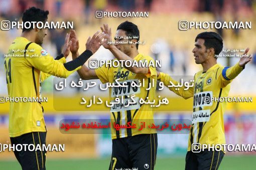 795568, Isfahan, [*parameter:4*], Iran Pro League، Persian Gulf Cup، 2016-17 season، Second Leg، Week 25، Sepahan 3 v ۱ Saipa on 2017/04/01 at Naghsh-e Jahan Stadium