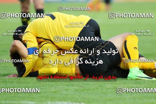 795733, Isfahan, [*parameter:4*], Iran Pro League، Persian Gulf Cup، 2016-17 season، Second Leg، Week 25، Sepahan 3 v ۱ Saipa on 2017/04/01 at Naghsh-e Jahan Stadium