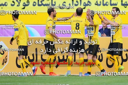 795584, Isfahan, [*parameter:4*], Iran Pro League، Persian Gulf Cup، 2016-17 season، Second Leg، Week 25، Sepahan 3 v ۱ Saipa on 2017/04/01 at Naghsh-e Jahan Stadium