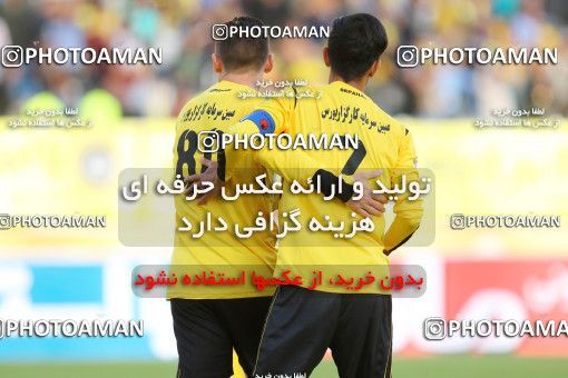 795812, Isfahan, [*parameter:4*], Iran Pro League، Persian Gulf Cup، 2016-17 season، Second Leg، Week 25، Sepahan 3 v ۱ Saipa on 2017/04/01 at Naghsh-e Jahan Stadium