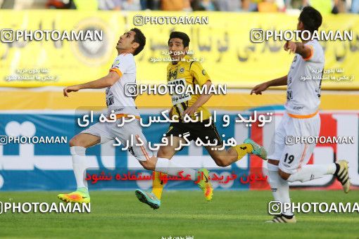 795815, Isfahan, [*parameter:4*], Iran Pro League، Persian Gulf Cup، 2016-17 season، Second Leg، Week 25، Sepahan 3 v ۱ Saipa on 2017/04/01 at Naghsh-e Jahan Stadium