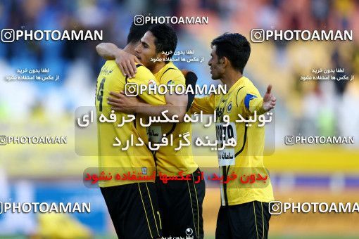 822684, Isfahan, [*parameter:4*], Iran Pro League، Persian Gulf Cup، 2016-17 season، Second Leg، Week 25، Sepahan 3 v ۱ Saipa on 2017/04/01 at Naghsh-e Jahan Stadium