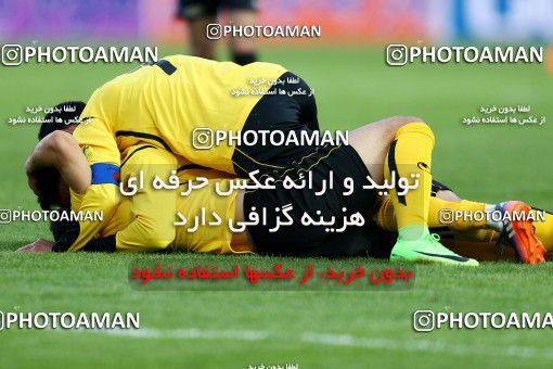 822605, Isfahan, [*parameter:4*], Iran Pro League، Persian Gulf Cup، 2016-17 season، Second Leg، Week 25، Sepahan 3 v ۱ Saipa on 2017/04/01 at Naghsh-e Jahan Stadium