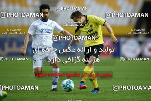 821642, Isfahan, [*parameter:4*], Iran Pro League، Persian Gulf Cup، 2016-17 season، Second Leg، Week 27، Sepahan ۱ v ۰ Gostaresh Foulad Tabriz on 2017/04/14 at Naghsh-e Jahan Stadium