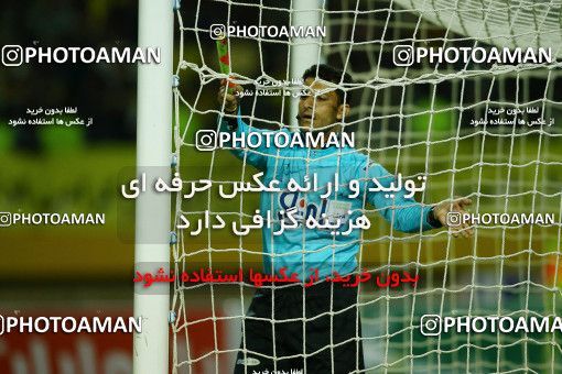 821655, Isfahan, [*parameter:4*], Iran Pro League، Persian Gulf Cup، 2016-17 season، Second Leg، Week 27، Sepahan ۱ v ۰ Gostaresh Foulad Tabriz on 2017/04/14 at Naghsh-e Jahan Stadium