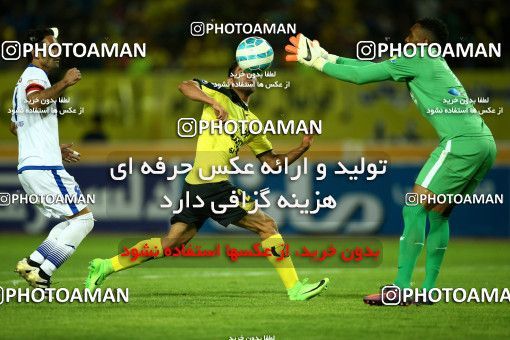 821758, Isfahan, [*parameter:4*], Iran Pro League، Persian Gulf Cup، 2016-17 season، Second Leg، Week 27، Sepahan ۱ v ۰ Gostaresh Foulad Tabriz on 2017/04/14 at Naghsh-e Jahan Stadium