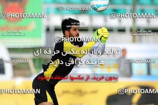 820667, Isfahan,Fooladshahr, [*parameter:4*], Iran Pro League، Persian Gulf Cup، 2016-17 season، Second Leg، Week 30، Zob Ahan Esfahan 2 v ۰ Padideh Mashhad on 2017/05/04 at Foolad Shahr Stadium