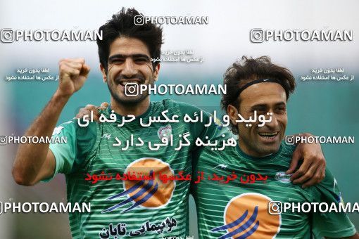 794886, Isfahan,Fooladshahr, [*parameter:4*], Iran Pro League، Persian Gulf Cup، 2016-17 season، Second Leg، Week 30، Zob Ahan Esfahan 2 v ۰ Padideh Mashhad on 2017/05/04 at Foolad Shahr Stadium