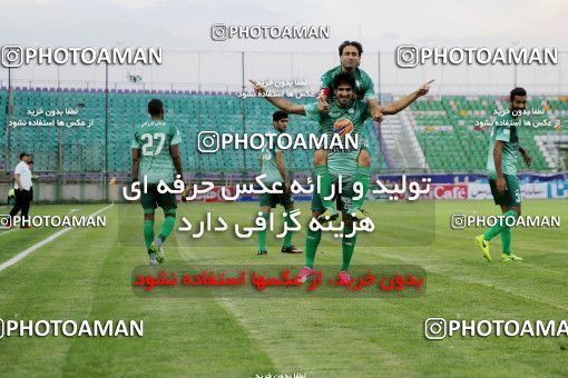 794951, Isfahan,Fooladshahr, [*parameter:4*], Iran Pro League، Persian Gulf Cup، 2016-17 season، Second Leg، Week 30، Zob Ahan Esfahan 2 v ۰ Padideh Mashhad on 2017/05/04 at Foolad Shahr Stadium