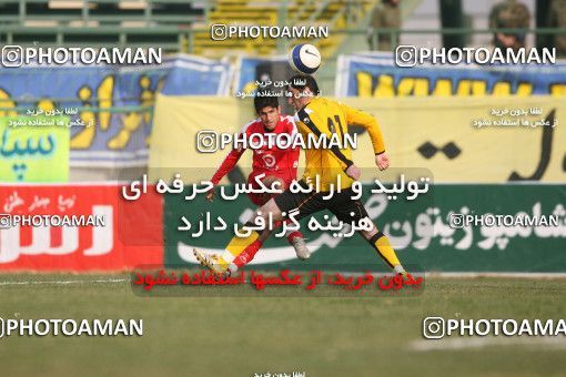 798651, Isfahan,Fooladshahr, Iran, Iran Pro League، Persian Gulf Cup، 2007-08 season، First Leg، Week 17، Sepahan 2 v ۱ Persepolis on 2007/12/31 at Foolad Shahr Stadium