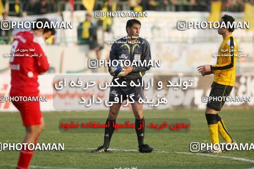 798658, Isfahan,Fooladshahr, Iran, Iran Pro League، Persian Gulf Cup، 2007-08 season، First Leg، Week 17، Sepahan 2 v ۱ Persepolis on 2007/12/31 at Foolad Shahr Stadium