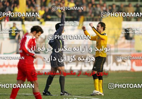 798557, Isfahan,Fooladshahr, Iran, Iran Pro League، Persian Gulf Cup، 2007-08 season، First Leg، Week 17، Sepahan 2 v ۱ Persepolis on 2007/12/31 at Foolad Shahr Stadium