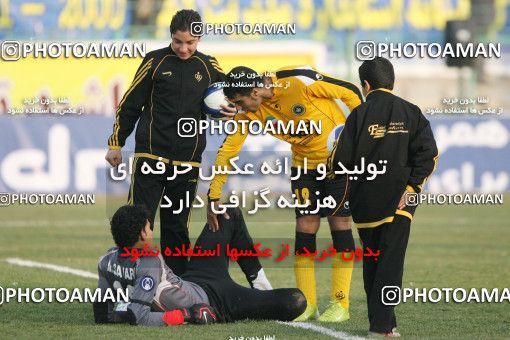 798646, Isfahan,Fooladshahr, Iran, Iran Pro League، Persian Gulf Cup، 2007-08 season، First Leg، Week 17، Sepahan 2 v ۱ Persepolis on 2007/12/31 at Foolad Shahr Stadium