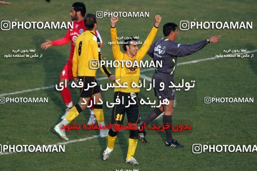 799101, Isfahan,Fooladshahr, Iran, Iran Pro League، Persian Gulf Cup، 2007-08 season، First Leg، Week 17، Sepahan 2 v ۱ Persepolis on 2007/12/31 at Foolad Shahr Stadium