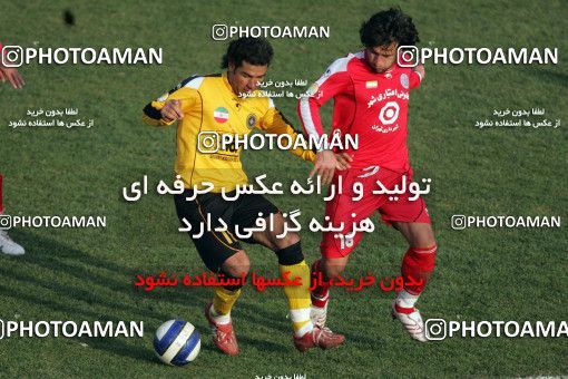 799127, Isfahan,Fooladshahr, Iran, Iran Pro League، Persian Gulf Cup، 2007-08 season، First Leg، Week 17، Sepahan 2 v ۱ Persepolis on 2007/12/31 at Foolad Shahr Stadium