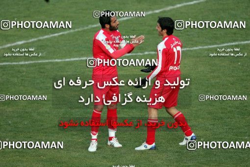 799059, Isfahan,Fooladshahr, Iran, Iran Pro League، Persian Gulf Cup، 2007-08 season، First Leg، Week 17، Sepahan 2 v ۱ Persepolis on 2007/12/31 at Foolad Shahr Stadium