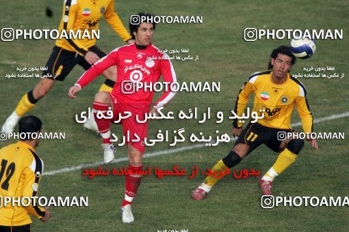 798991, Isfahan,Fooladshahr, Iran, Iran Pro League، Persian Gulf Cup، 2007-08 season، First Leg، Week 17، Sepahan 2 v ۱ Persepolis on 2007/12/31 at Foolad Shahr Stadium