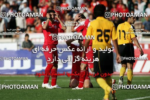 799436, Tehran, [*parameter:4*], Iran Pro League، Persian Gulf Cup، 2007-08 season، Second Leg، Week 34، Persepolis 2 v ۱ Sepahan on 2008/05/17 at Azadi Stadium