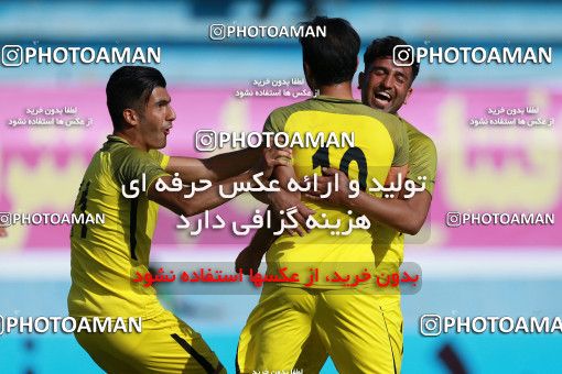 848016, Tehran, , Iranian Hazfi Cup, 1.16 round, Khorramshahr Cup, Rah Ahan ۱ v 2 Khooneh be Khooneh on 2017/09/09 at Ekbatan Stadium