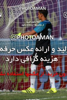 848104, Tehran, , Iranian Hazfi Cup, 1.16 round, Khorramshahr Cup, Rah Ahan ۱ v 2 Khooneh be Khooneh on 2017/09/09 at Ekbatan Stadium