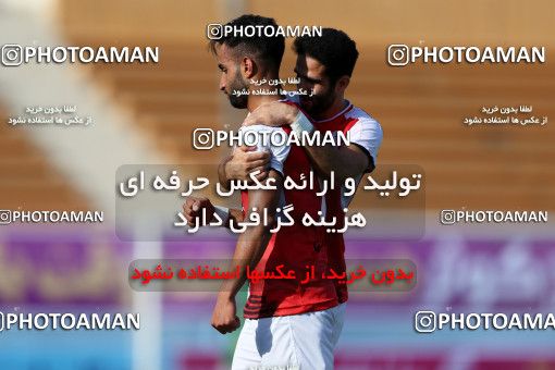 820193, Tehran, , Iranian Hazfi Cup, 1.16 round, Khorramshahr Cup, Rah Ahan ۱ v 2 Khooneh be Khooneh on 2017/09/09 at Ekbatan Stadium