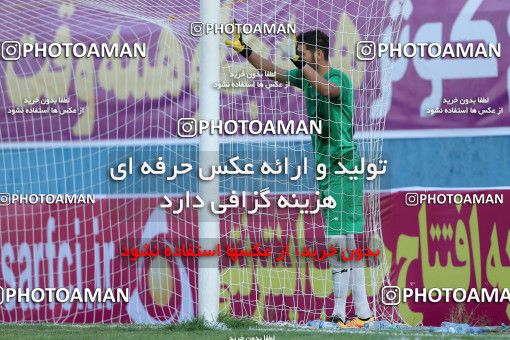 820206, Tehran, , جام حذفی فوتبال ایران, 1/16 stage, Khorramshahr Cup, Rah Ahan 1 v 2 Khooneh be Khooneh on 2017/09/09 at Ekbatan Stadium