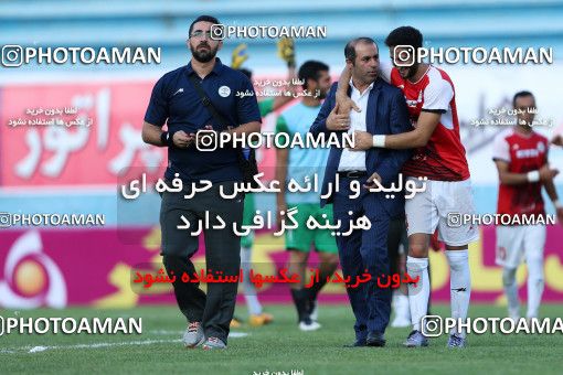 820174, Tehran, , جام حذفی فوتبال ایران, 1/16 stage, Khorramshahr Cup, Rah Ahan 1 v 2 Khooneh be Khooneh on 2017/09/09 at Ekbatan Stadium