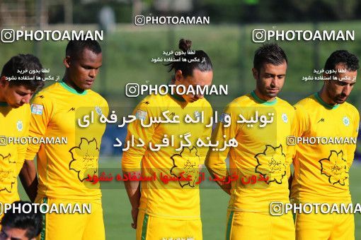 823784, Isfahan,Fooladshahr, [*parameter:4*], Iran Pro League، Persian Gulf Cup، 2016-17 season، Second Leg، Week 28، Zob Ahan Esfahan 2 v ۱ Mashin Sazi Tabriz on 2017/04/20 at Foolad Shahr Stadium