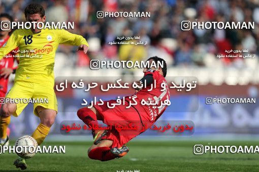 838558, Tehran, [*parameter:4*], Iran Pro League، Persian Gulf Cup، 2012-13 season، Second Leg، Week 25، Naft Tehran ۱ v ۱ Persepolis on 2013/02/09 at Azadi Stadium