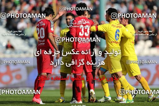 838648, Tehran, [*parameter:4*], Iran Pro League، Persian Gulf Cup، 2012-13 season، Second Leg، Week 25، Naft Tehran ۱ v ۱ Persepolis on 2013/02/09 at Azadi Stadium