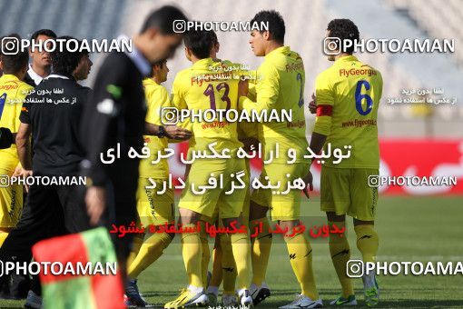 838848, Tehran, [*parameter:4*], Iran Pro League، Persian Gulf Cup، 2012-13 season، Second Leg، Week 25، Naft Tehran ۱ v ۱ Persepolis on 2013/02/09 at Azadi Stadium