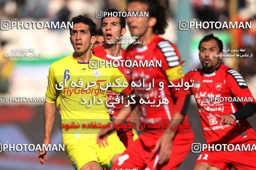 838941, Tehran, [*parameter:4*], Iran Pro League، Persian Gulf Cup، 2012-13 season، Second Leg، Week 25، Naft Tehran ۱ v ۱ Persepolis on 2013/02/09 at Azadi Stadium