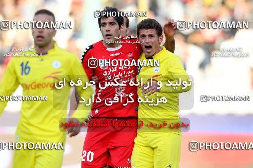 838814, Tehran, [*parameter:4*], لیگ برتر فوتبال ایران، Persian Gulf Cup، Week 25، Second Leg، Naft Tehran 1 v 1 Persepolis on 2013/02/09 at Azadi Stadium