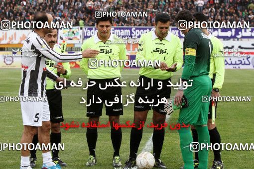 842209, Tehran, [*parameter:4*], Iran Pro League، Persian Gulf Cup، 2012-13 season، Second Leg، Week 28، Saba Battery ۱ v ۱ Esteghlal on 2013/03/04 at Yadegar-e Emam Stadium Qom