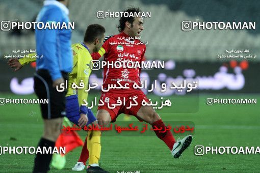 864424, Tehran, , جام حذفی فوتبال ایران, 1.8 round, , Naft Tehran 1 v 4 Persepolis on 2013/01/08 at Azadi Stadium