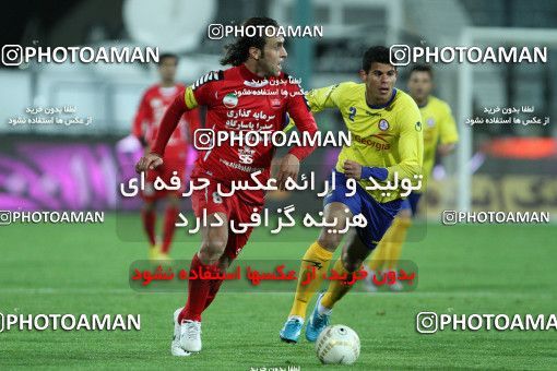 864355, Tehran, , جام حذفی فوتبال ایران, 1.8 round, , Naft Tehran 1 v 4 Persepolis on 2013/01/08 at Azadi Stadium