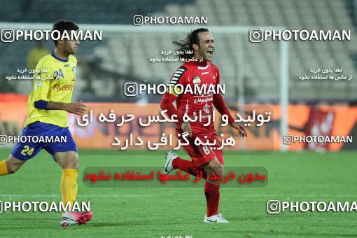 864381, Tehran, , جام حذفی فوتبال ایران, 1.8 round, , Naft Tehran 1 v 4 Persepolis on 2013/01/08 at Azadi Stadium