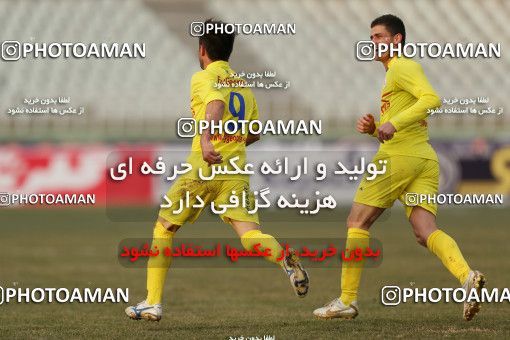 859888, Tehran, [*parameter:4*], Iran Pro League، Persian Gulf Cup، 2012-13 season، Second Leg، Week 21، Naft Tehran 4 v ۱ Sanat Naft Abadan on 2013/01/13 at Shahid Dastgerdi Stadium